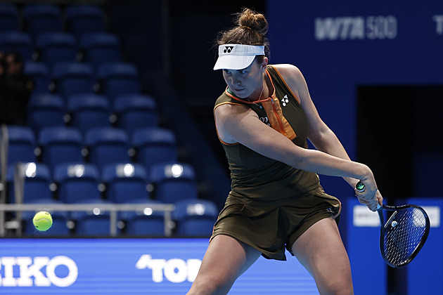 Nosková slaví v Tokiu postup do čtvrtfinále po obratu, uspěla i Muchová