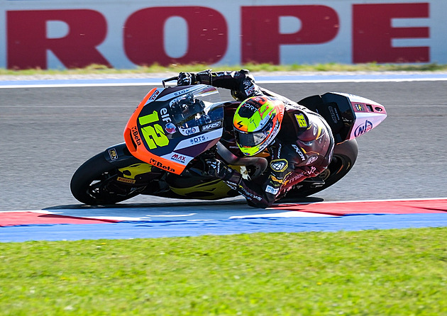 Salač se v Portugalsku trápil, v kvalifikaci dojel až na sedmnáctém místě