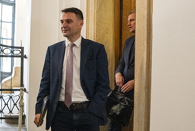 Šéf Motoristů Macinka zamíří na Hrad. Požádal o schůzku prezidenta Pavla