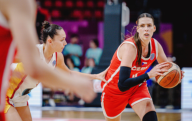 Povánoční dárek. Žabiny nadále posilují, ze Španělska přichází pivotka Stoupalová