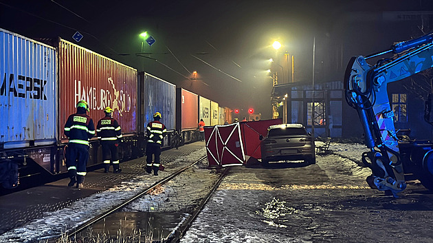 Omezení vlaků do Vršovic a na Smíchov. Na kolejích v Praze našli mrtvého cizince