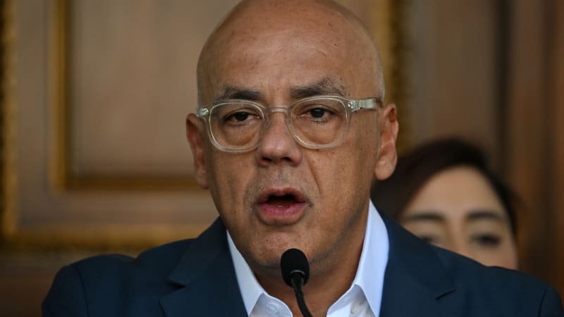 Obrat ve Venezuele: Propouštíme zahraniční vězně, oznámil šéf parlamentu. Osud Čecha je nejasný