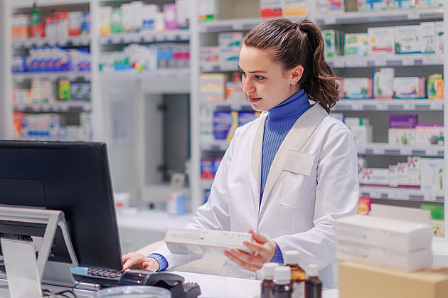 Moderní léky nově předepíše i praktik. „Konec diskriminace pacientů,“ říká lékař