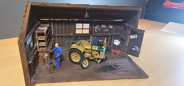 Nejlepší traktor je ten s příběhem. Land Utility Tractor Standard N