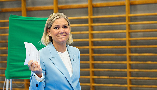 Švédi vybírají novou vládu. Poprvé by v ní mohla zasednout krajní pravice