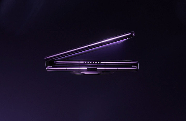 Ponížili Apple. Ve chvíli, když slavnostně ukázal iPhone Duo, představili toto
