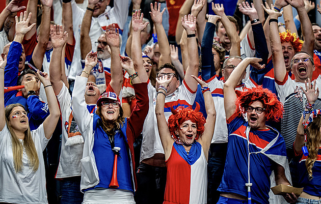 Tohle je pravý Davis Cup! Čeští tenisté v Praze ukázali, oč prestižní soutěž přišla