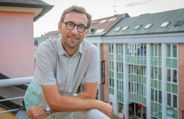 Místo ulic je lepší kropit zeleň, naráží lídr Pirátů Tůma na letošní vedra