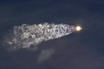 Loď Starship dosáhla oběžné dráhy, mise ale skončí předčasně