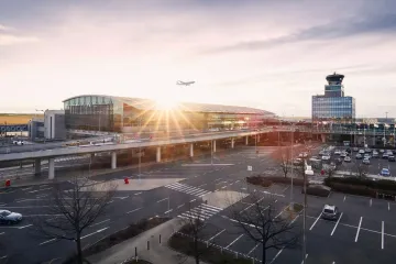 Pražské letiště plánuje zvýšit poplatky, řekl ČT Lašák