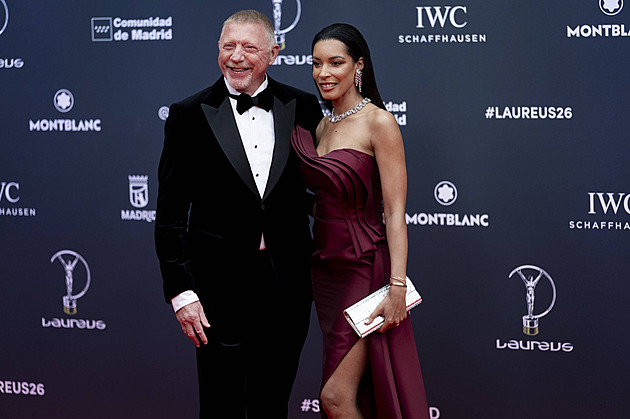 Boris Becker se pochlubil manželkou v bikinách. Zveřejnil i fotky malé dcery