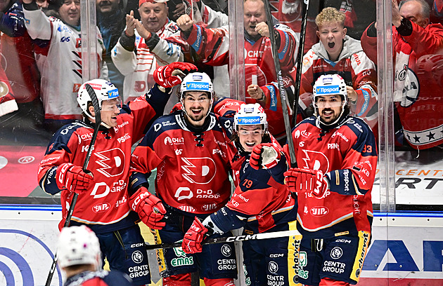 Karlovy Vary - Pardubice v TV: Kde sledovat extraligu živě a kurzy